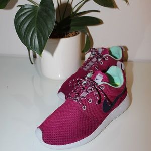 Nike WMNS Rosherun